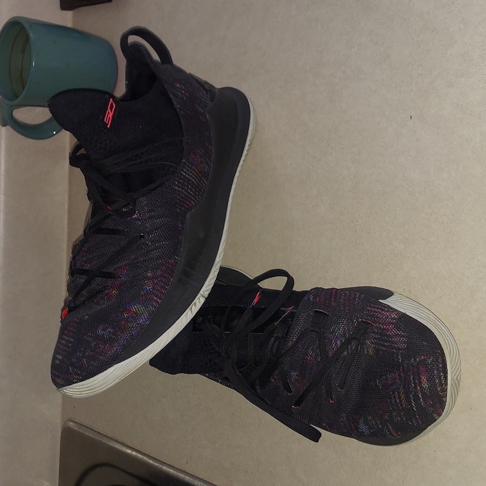 Currys